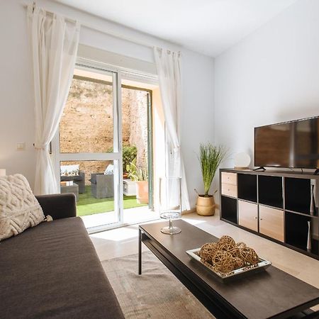Sol Suite Apartment With Garden セビリア エクステリア 写真