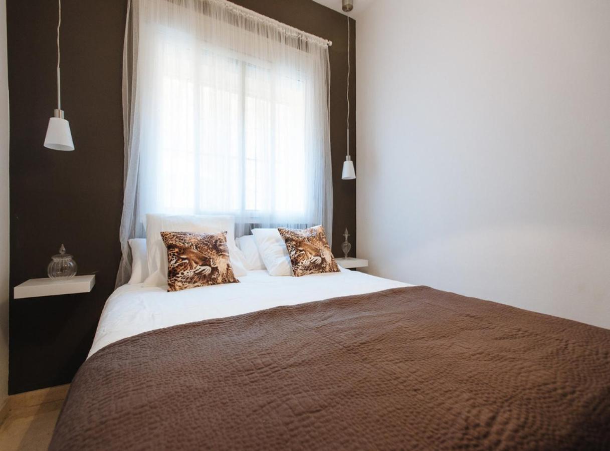Sol Suite Apartment With Garden セビリア エクステリア 写真
